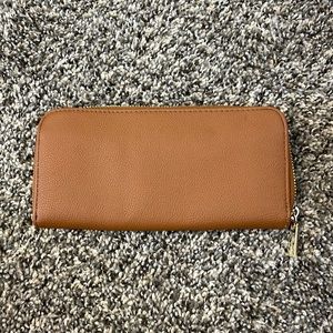 Target long wallet